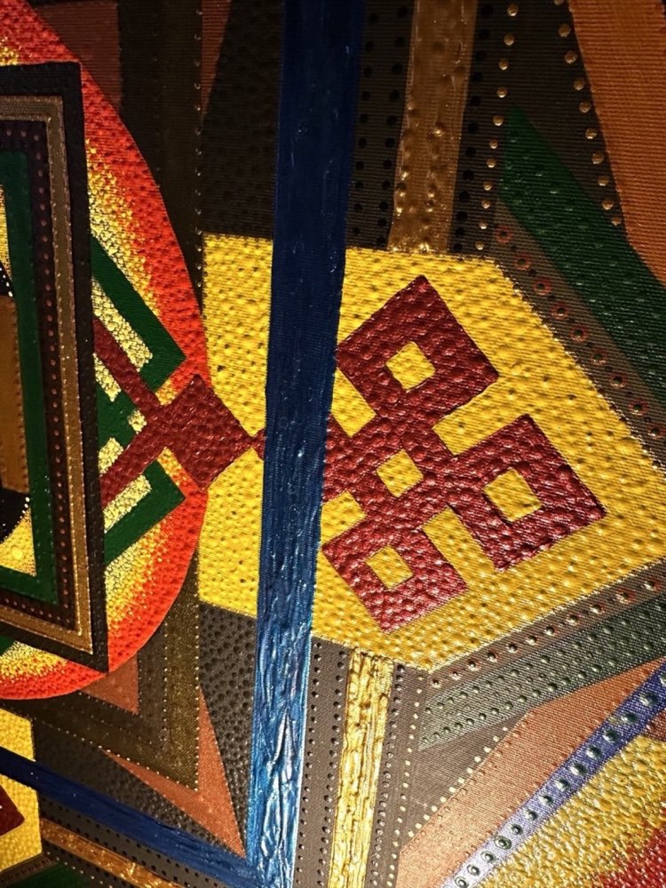 Endless Knot detail in BHUMI Earth