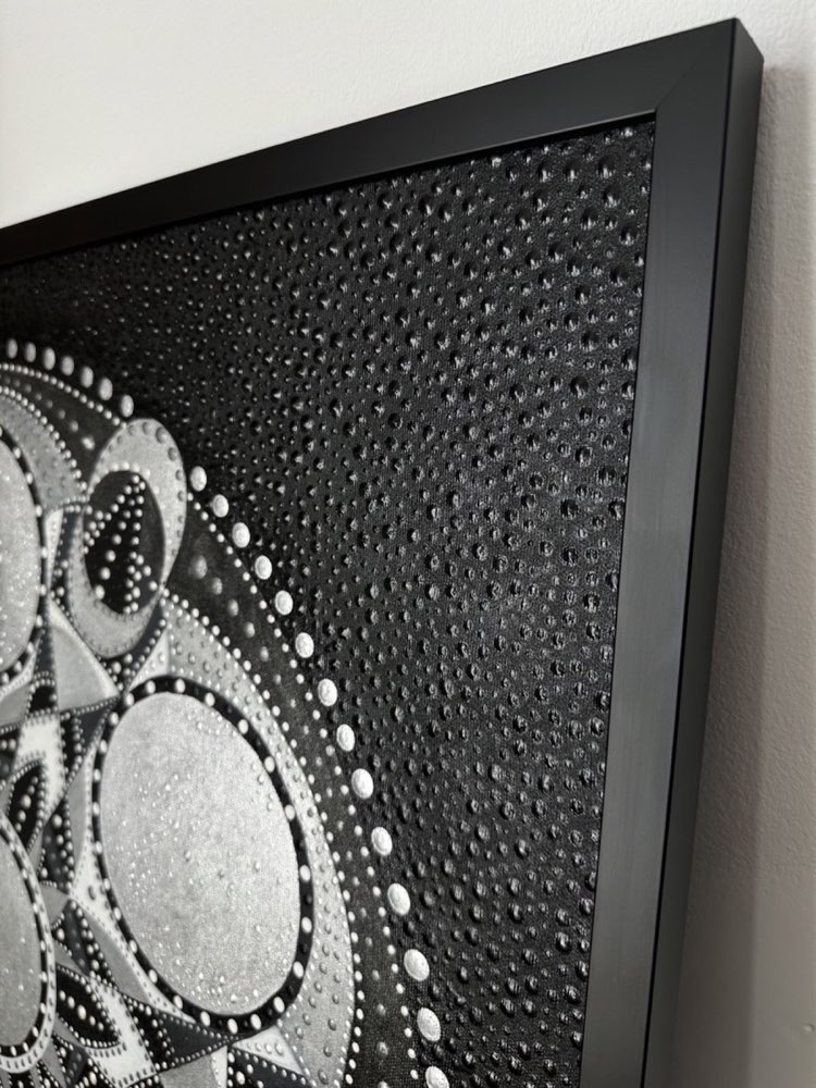 The Secret of the Moon frame and surface detail