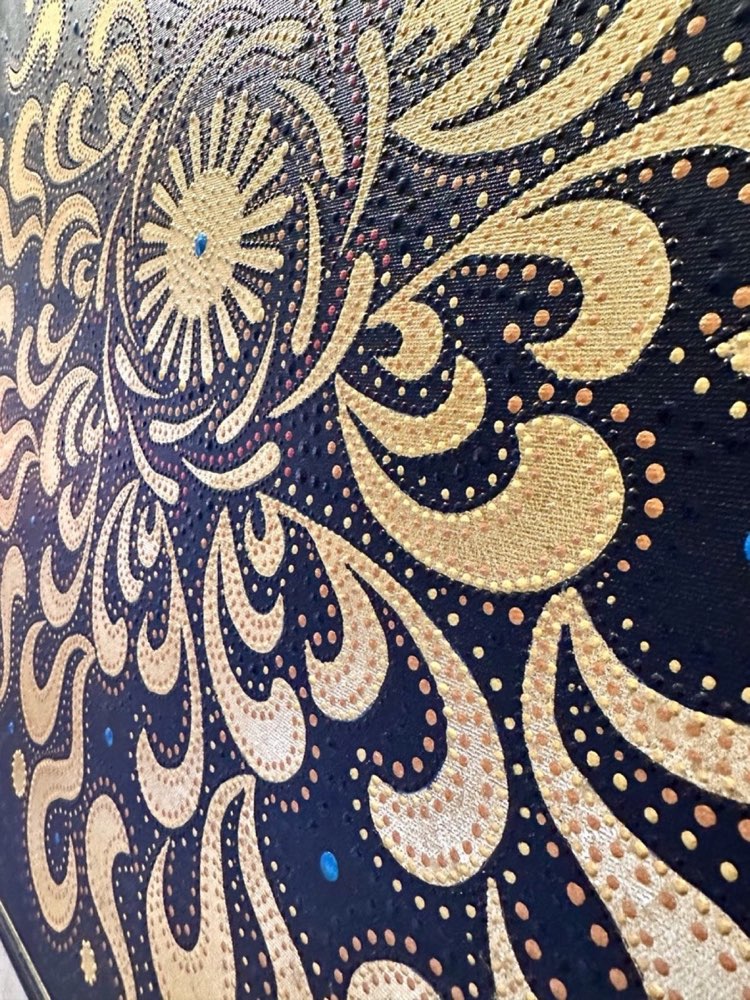 Surya gold surface detail