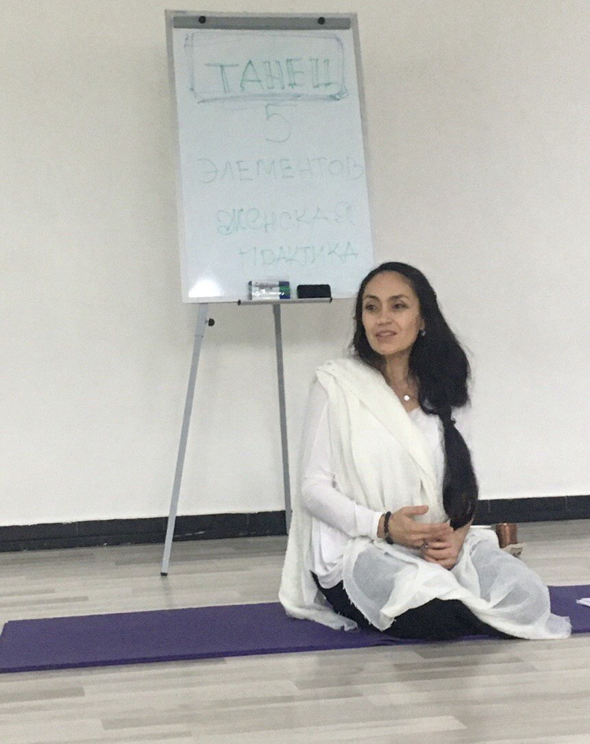 MOHSIRA leading an individual Dance of the Five Elements session